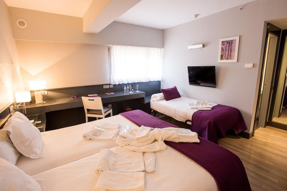 Torrejón de Ardoz Hostal Torrejon מראה חיצוני תמונה
